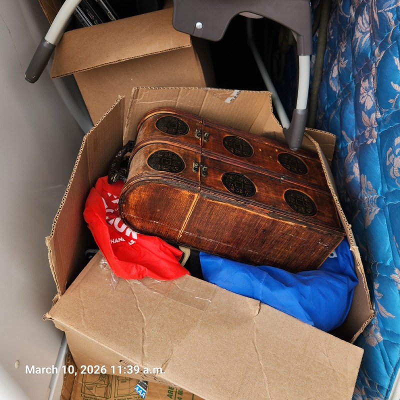 Moving & Storage at Fairway Rd  auction IB-1981 120