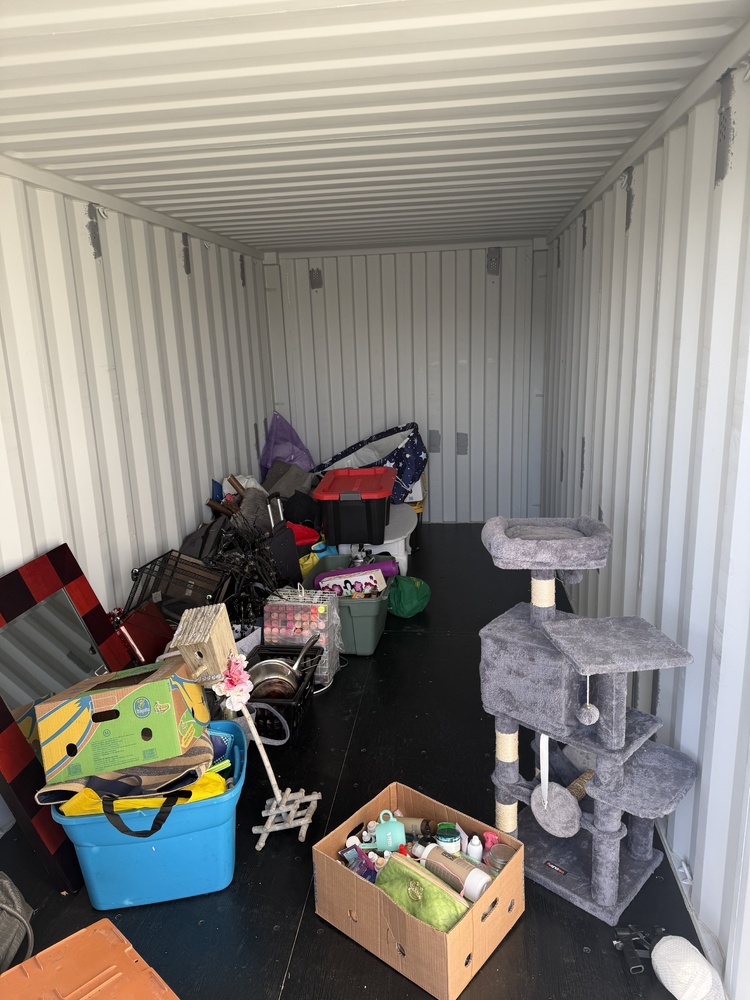 Box It Up - Chilliwack  auction IB-8267 10