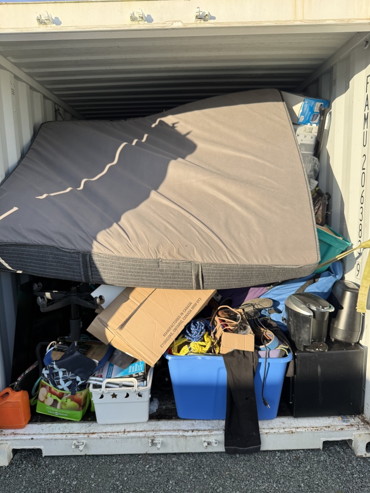 Box It Up - Chilliwack  auction IB-9153