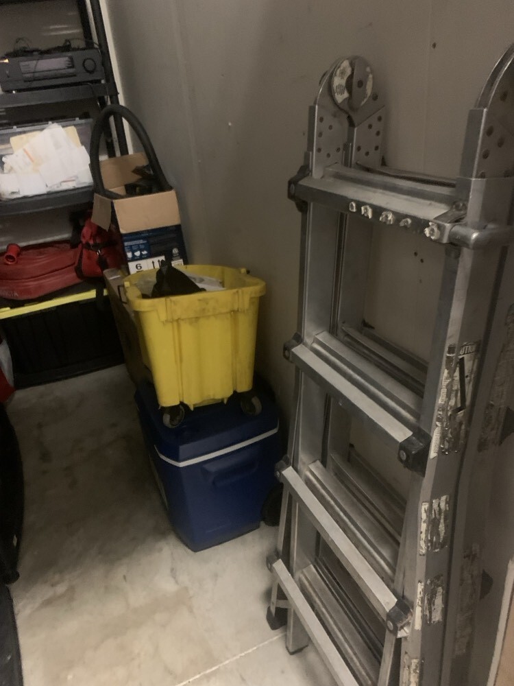 3102 - StorageMart St-Leonard  auction IB-4892 30