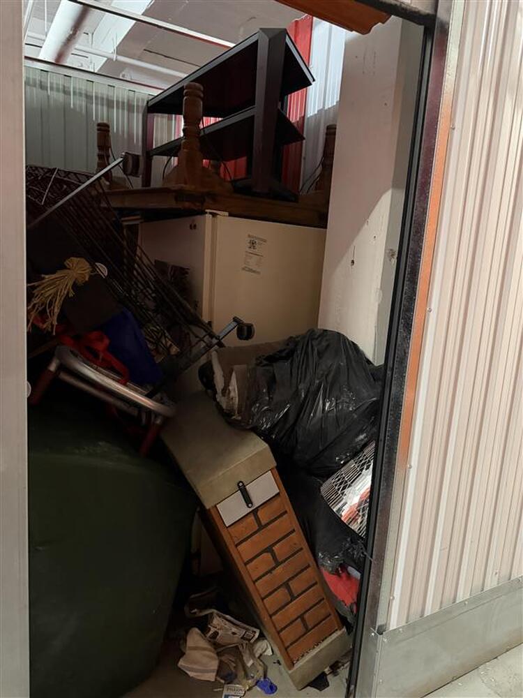 Montreal Mini-Storage - Canal  auction IB-7469 90