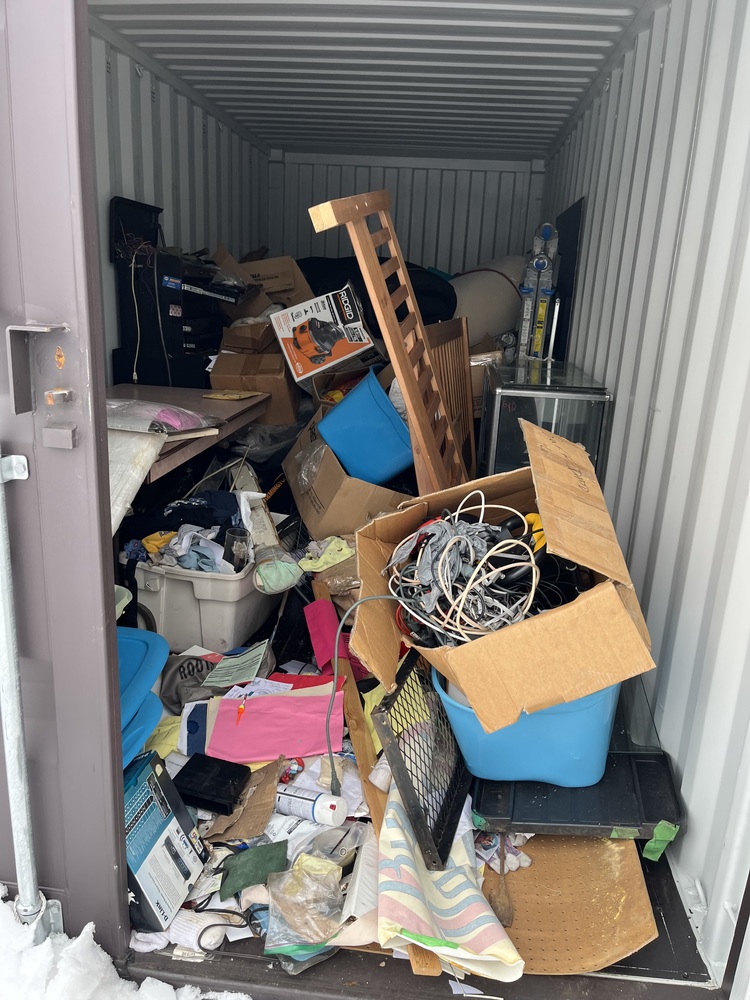 U Need Storage Hamilton  auction IB-5862 10