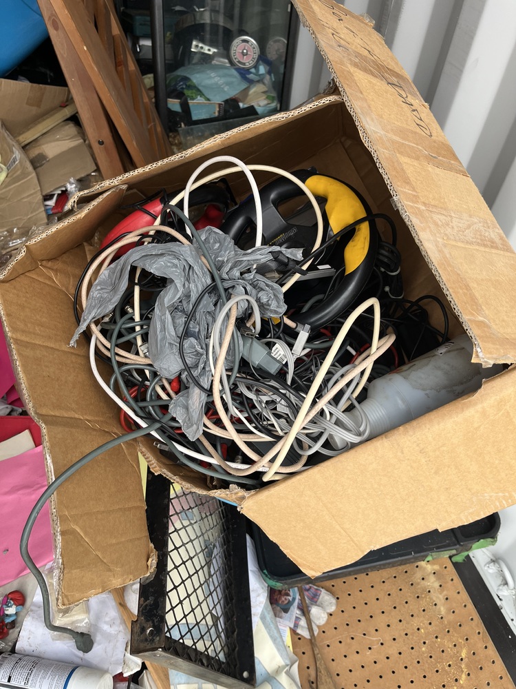 U Need Storage Hamilton  auction IB-5862 30