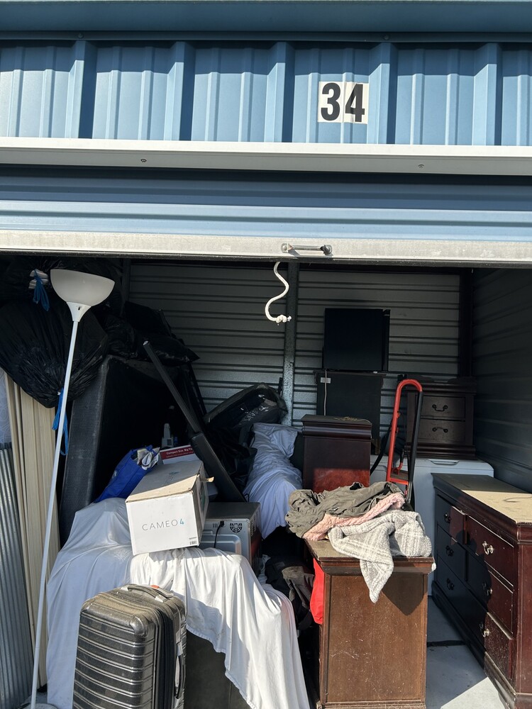 DEStorage.com - Clayton  auction IB-4672