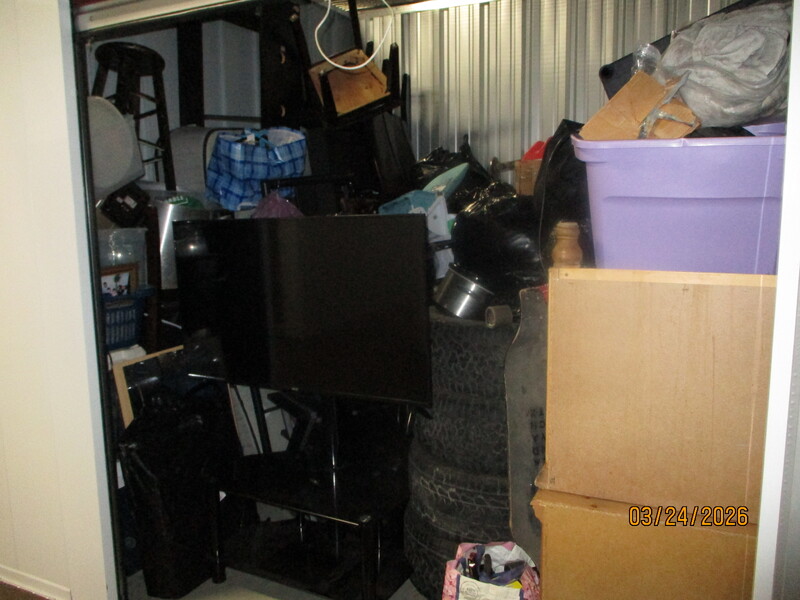 3205 - StorageMart 1st Ave N & Duke St   auction IB-5732 10