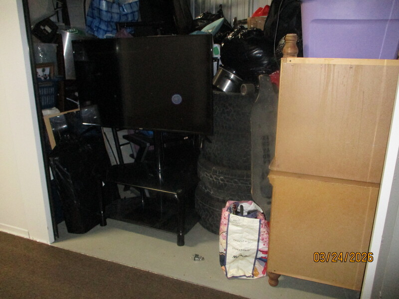 3205 - StorageMart 1st Ave N & Duke St   auction IB-5732 20