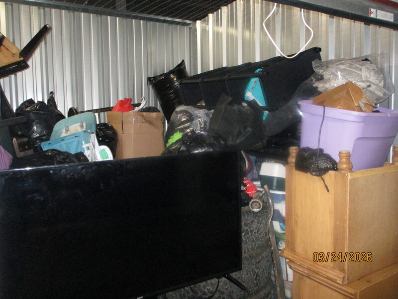 3205 - StorageMart 1st Ave N & Duke St   auction IB-5732 50