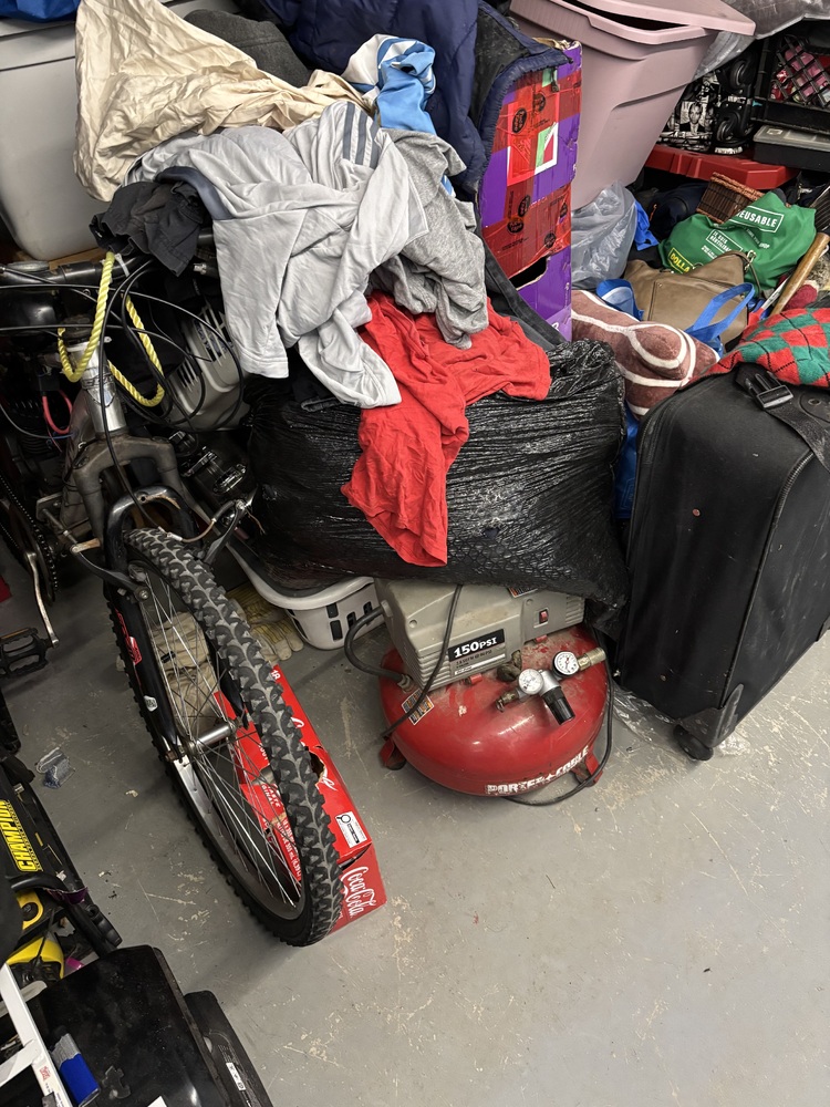 2750 - StorageMart Morrow Rd. Barrie  auction IB-9510 90