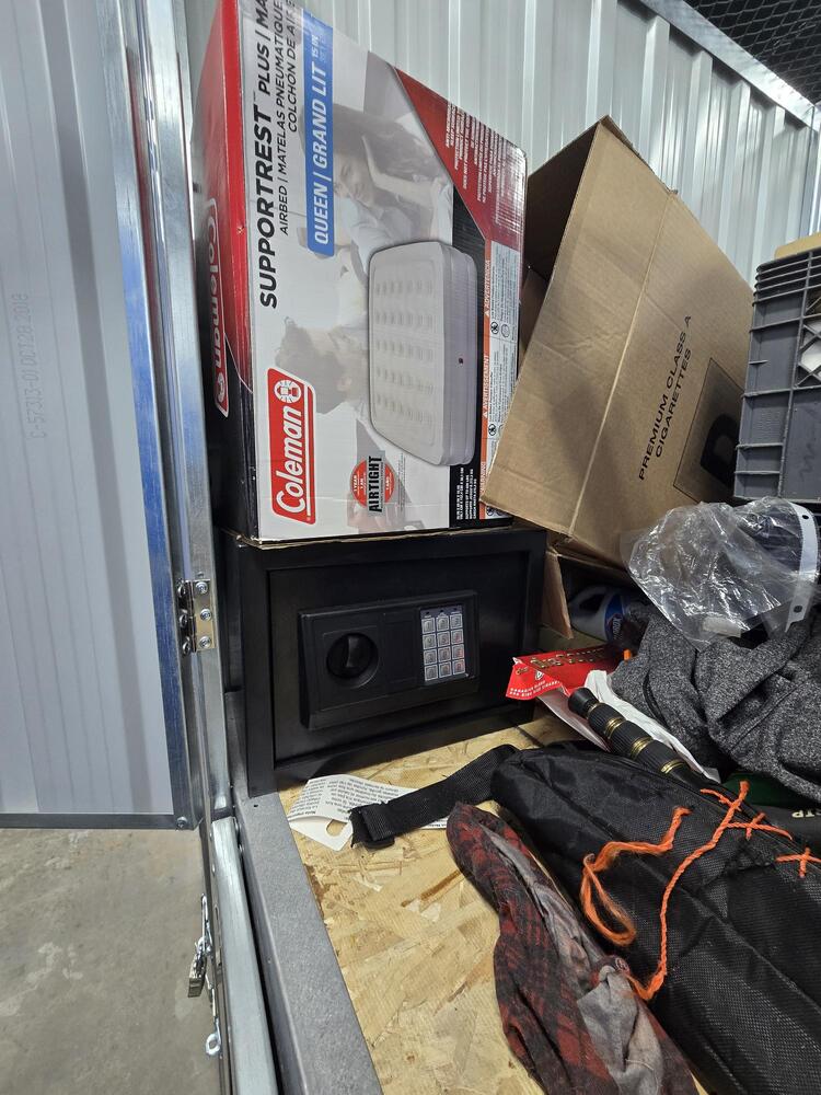 Montreal Mini-Storage - De Maisonneuve  auction IB-3988