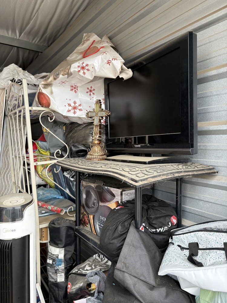 3311 - StorageMart 132 Ave NW & Fort Road  auction IB-4764 10