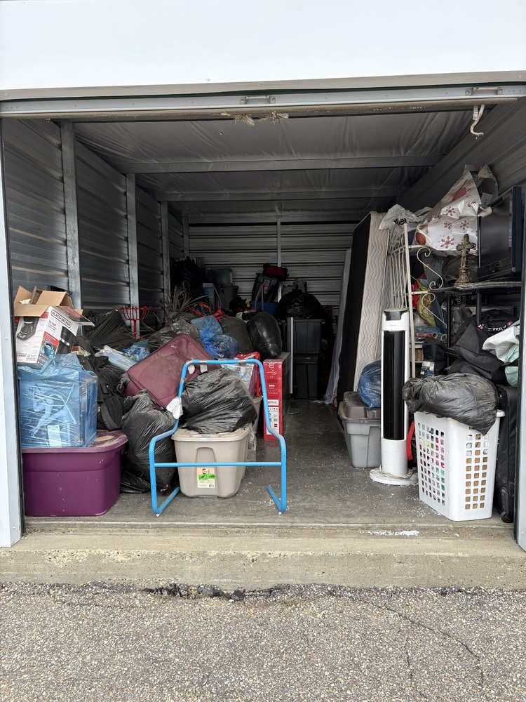 3311 - StorageMart 132 Ave NW & Fort Road  auction IB-4764 40