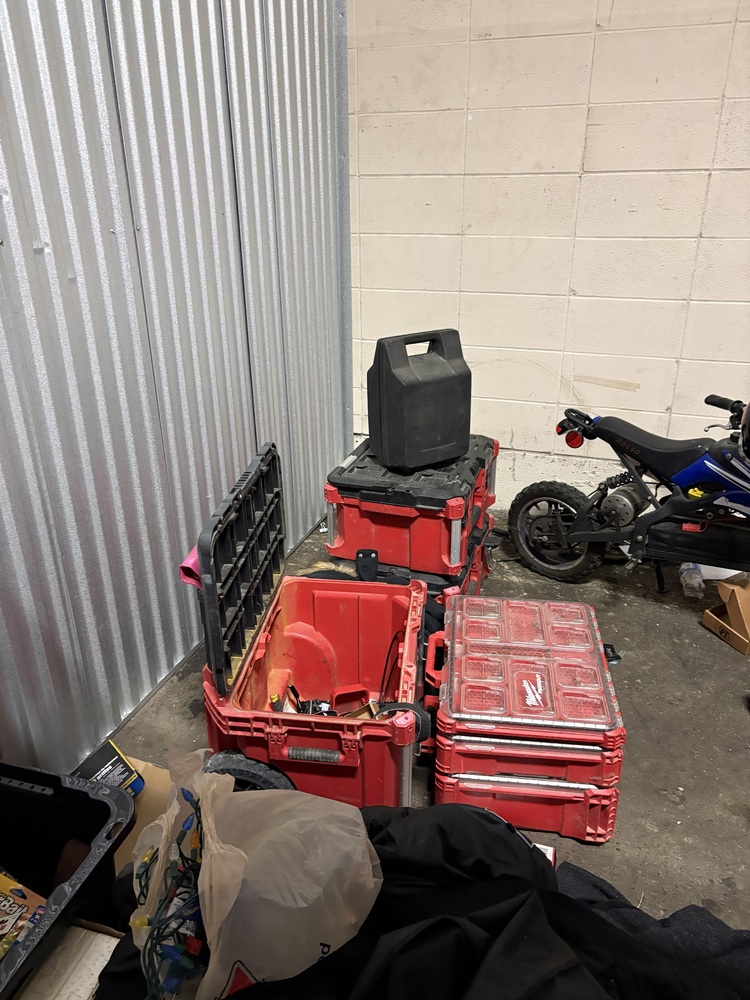 3311 - StorageMart 132 Ave NW & Fort Road  auction IB-9575 50