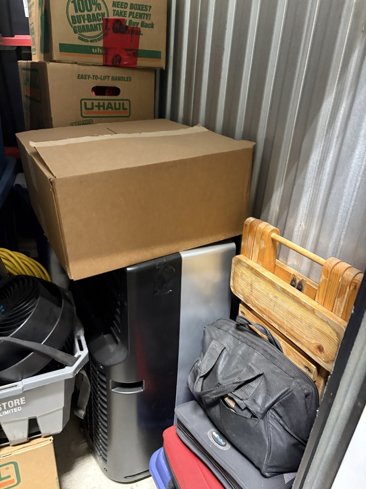 3311 - StorageMart 132 Ave NW & Fort Road  auction IB-8781 10