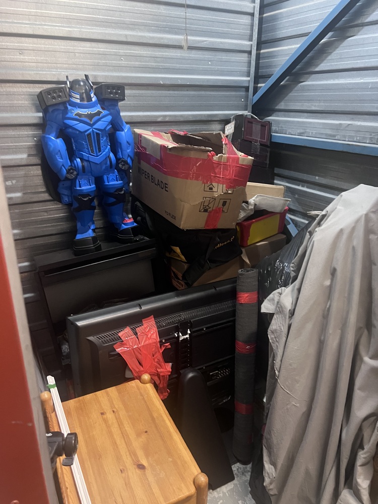 3106 - StorageMart St-Hubert  auction IB-2410 10