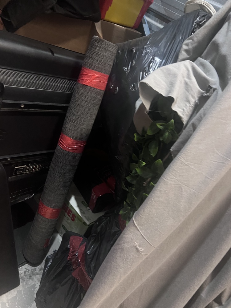 3106 - StorageMart St-Hubert  auction IB-2410 40