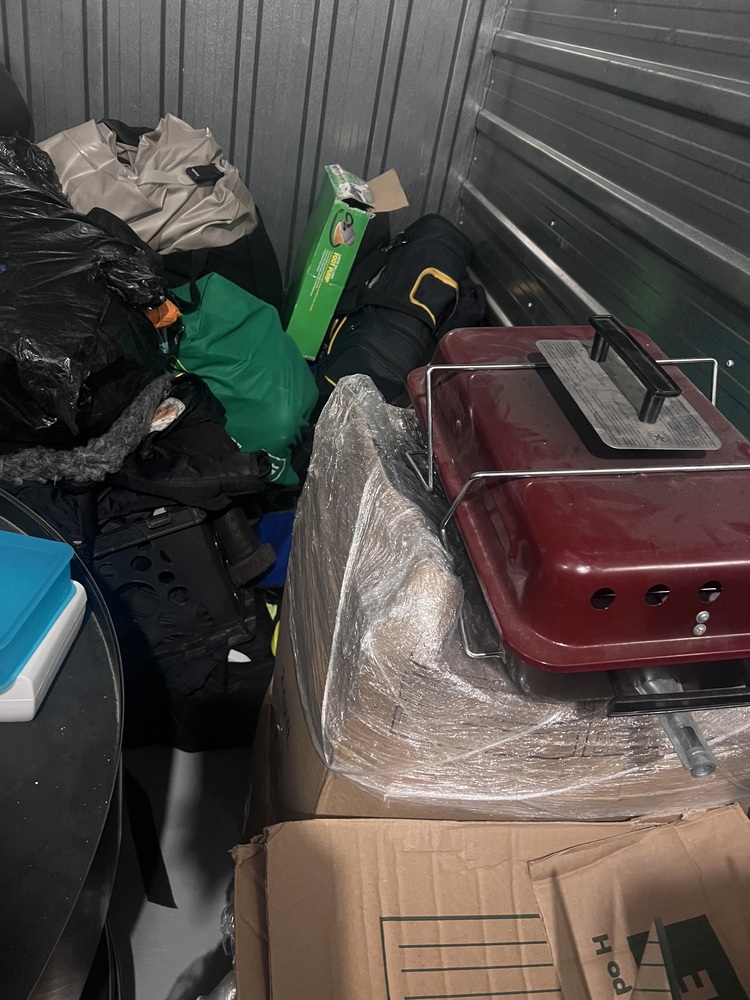 3106 - StorageMart St-Hubert  auction IB-5247 50