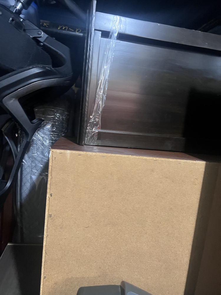 3106 - StorageMart St-Hubert  auction IB-8621 50