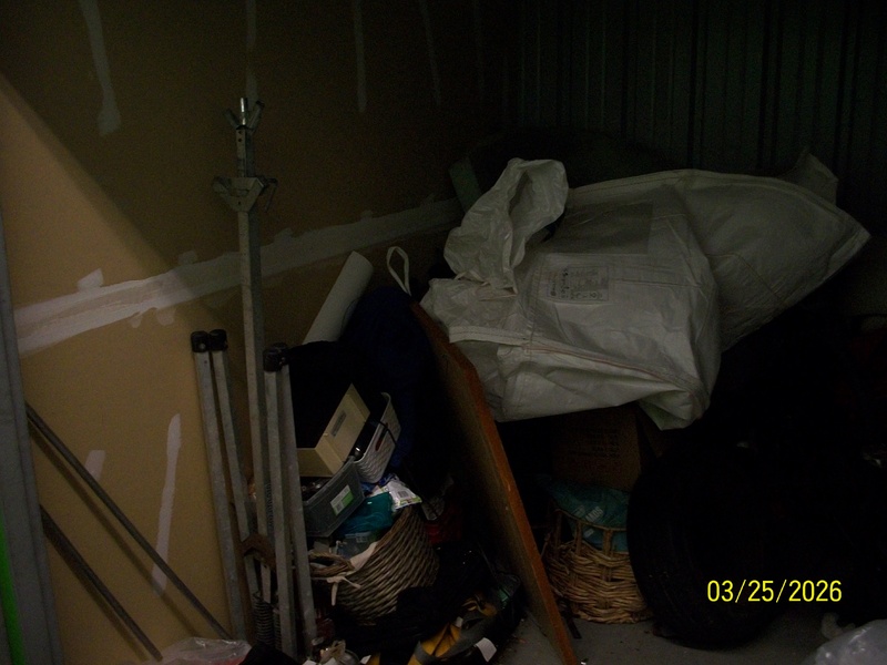 3203 - StorageMart Ring Rd & Mc Donald    auction IB-3669 40