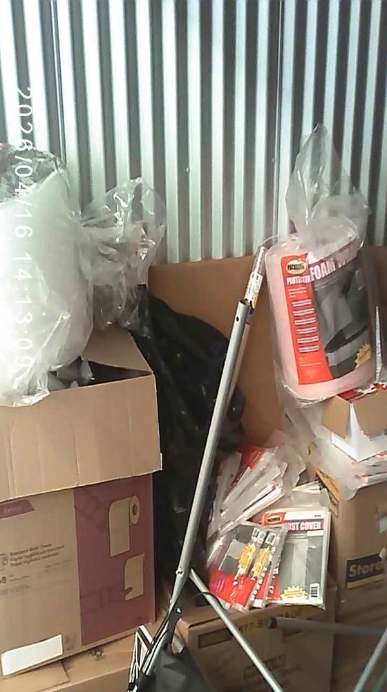 3002 -StorageMart  Wonderland Rd S  auction IB-8121 120