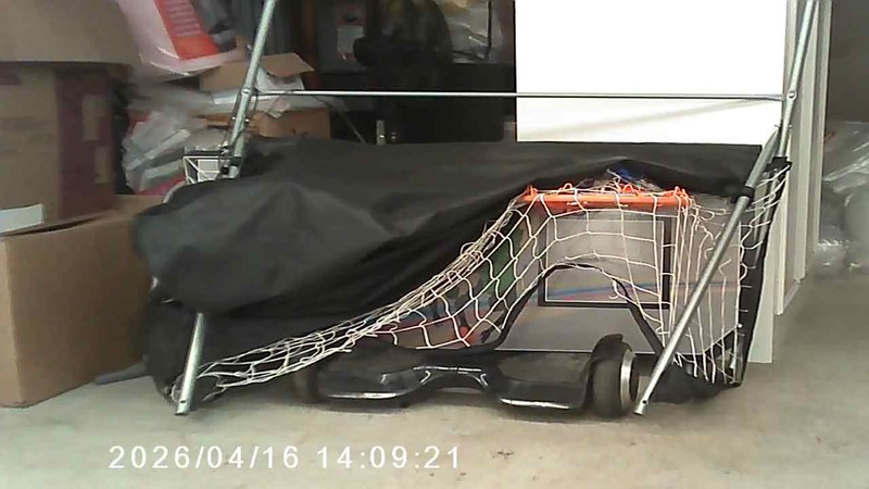 3002 -StorageMart  Wonderland Rd S  auction IB-8121 150