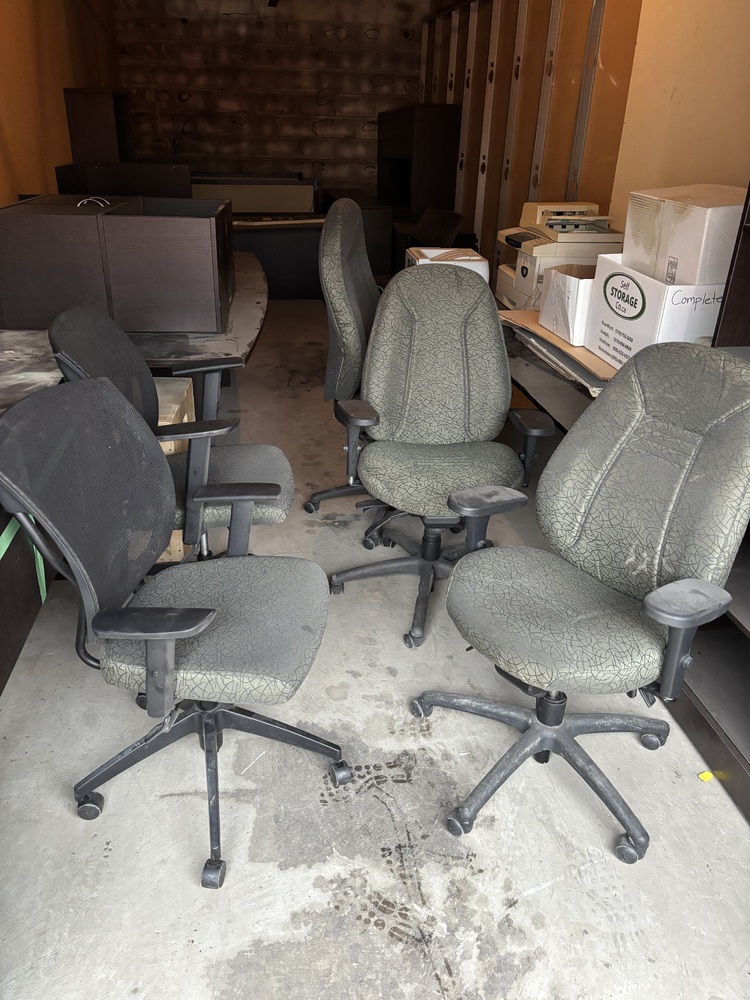 Public Storage P0011 -Queensway E  auction IB-1806 50