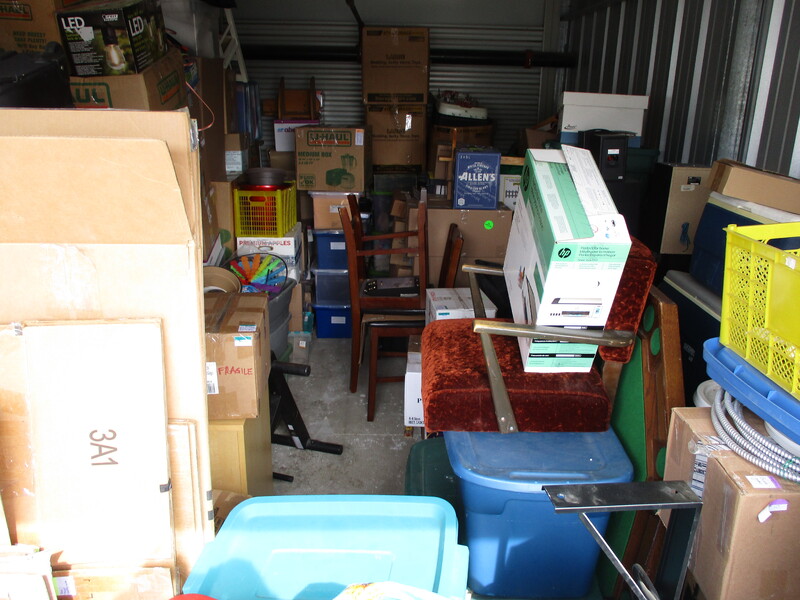 3201 -StorageMart  Hwy 11 & Clarence Ave S   auction IB-7680 20