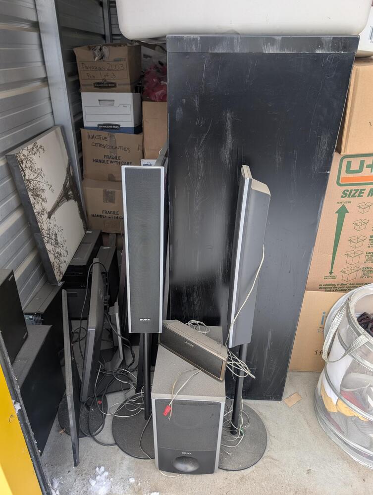 2552 - StorageMart Winterburn RD and 115 Ave  auction IB-9069 30