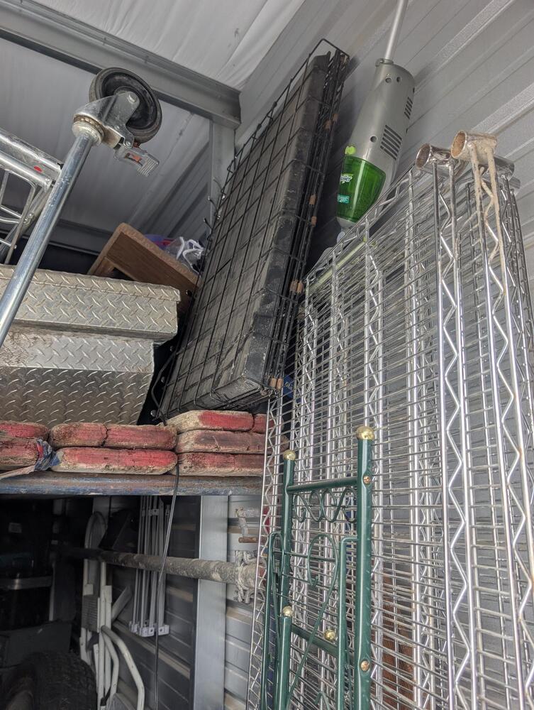 2552 - StorageMart Winterburn RD and 115 Ave  auction IB-1212 110