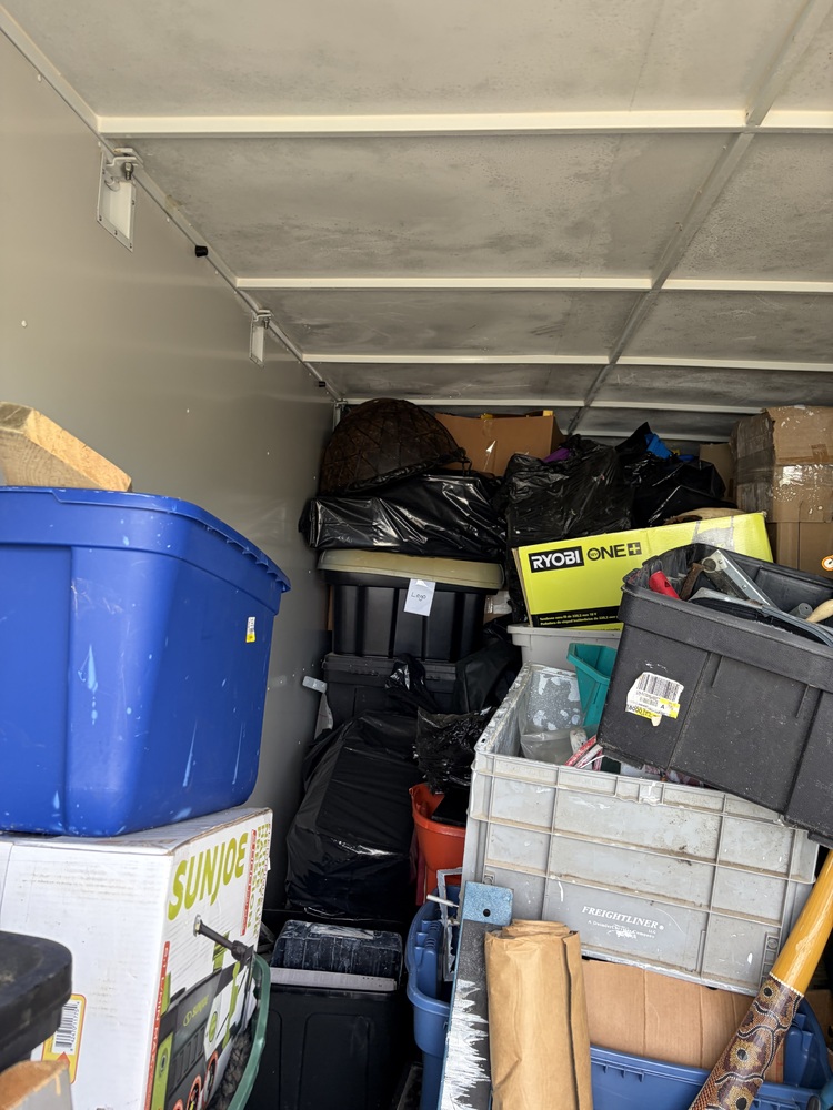 3004 - StorageMart St Thomas  auction IB-2638