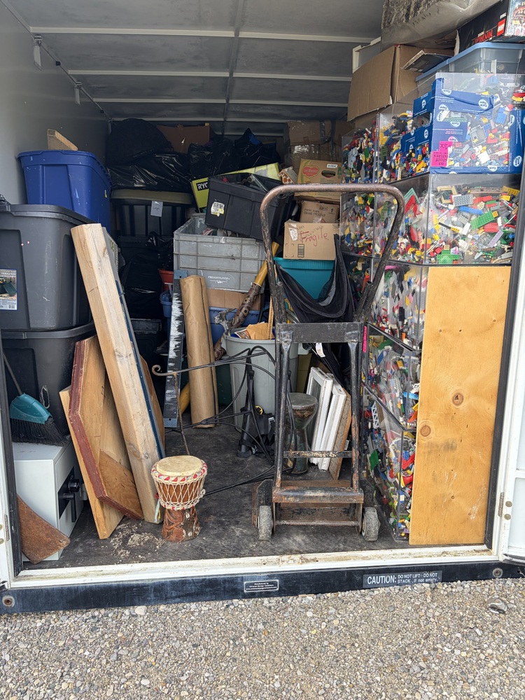 3004 - StorageMart St Thomas  auction IB-2638 90