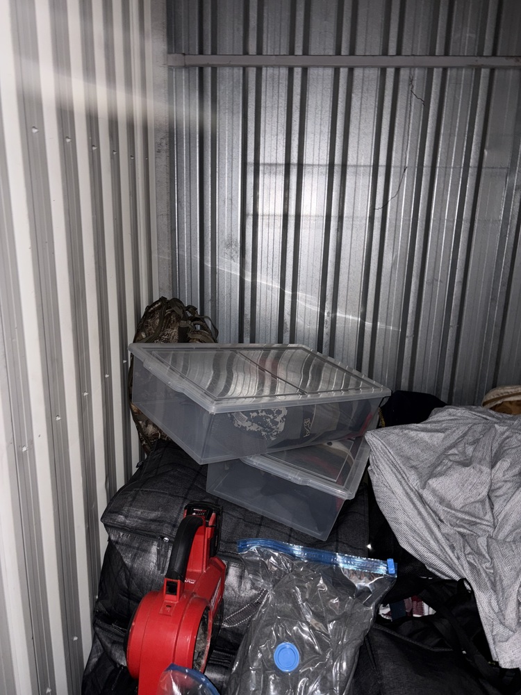 3004 - StorageMart St Thomas  auction IB-8510 40