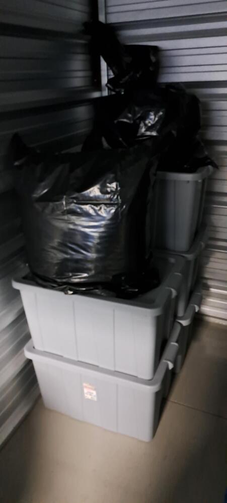 3008 - StorageMart Kipling  auction IB-8244