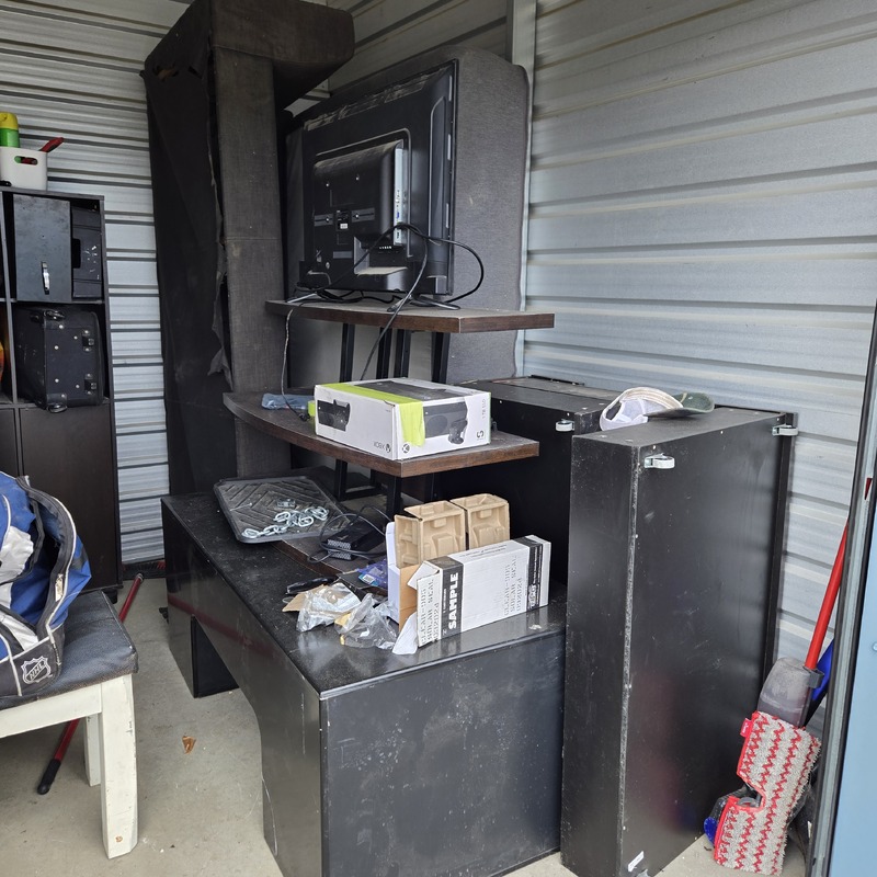 2580 - StorageMart 144 Ave & 127 St  auction IB-2161 40