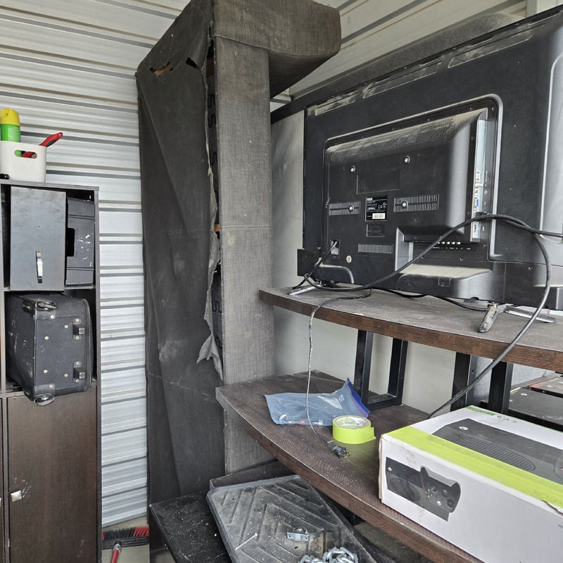 2580 - StorageMart 144 Ave & 127 St  auction IB-2161 60