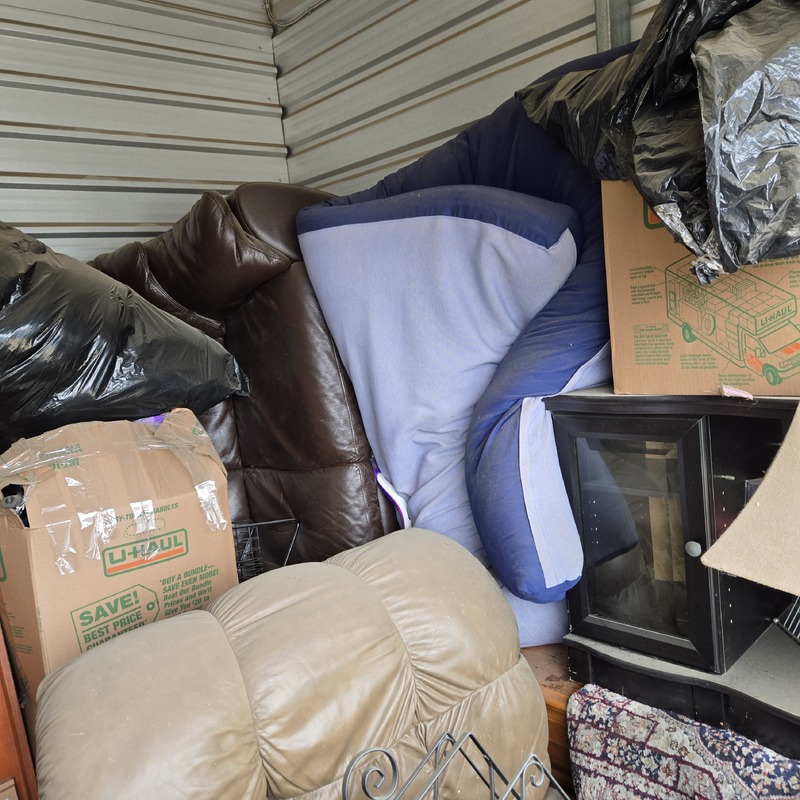 2580 - StorageMart 144 Ave & 127 St  auction IB-8401 20