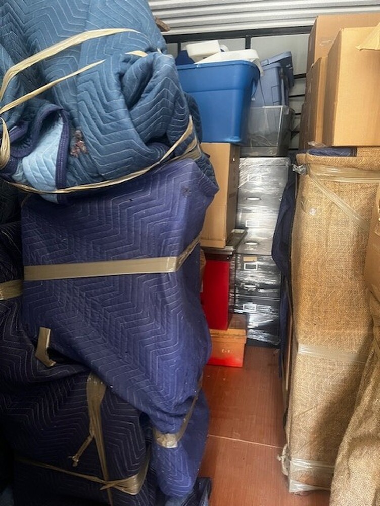 3016 - StorageMart Collingwood  auction IB-2195 70