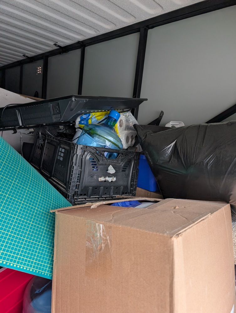 2570 - StorageMart  Westside Dr W  auction IB-4689 10