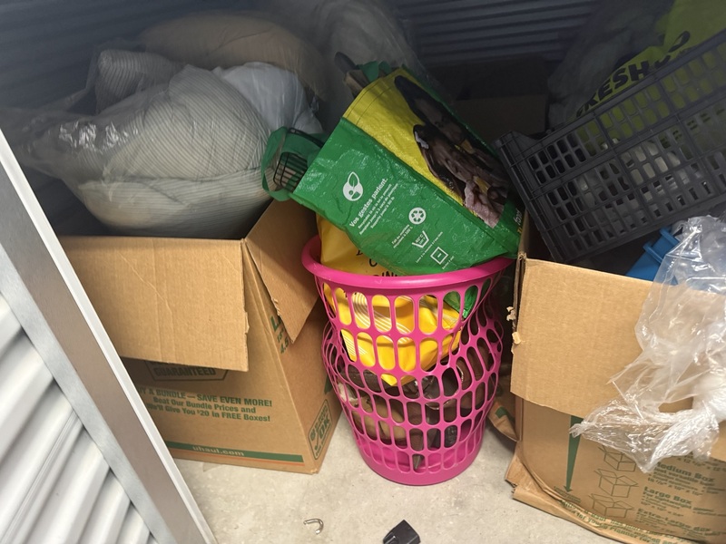 3031 - StorageMart Sheppard Ave Scarborough  auction IB-7489