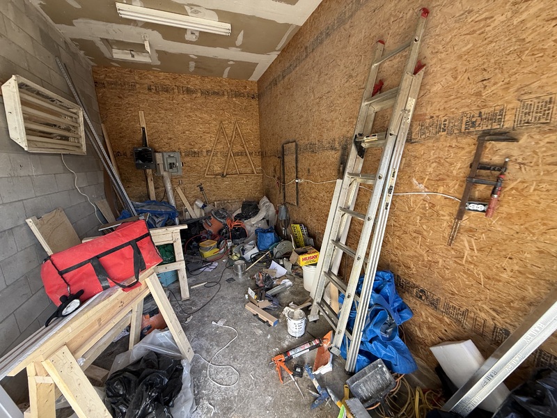 3020 - StorageMart Middlefield and Danforth  auction IB-8149