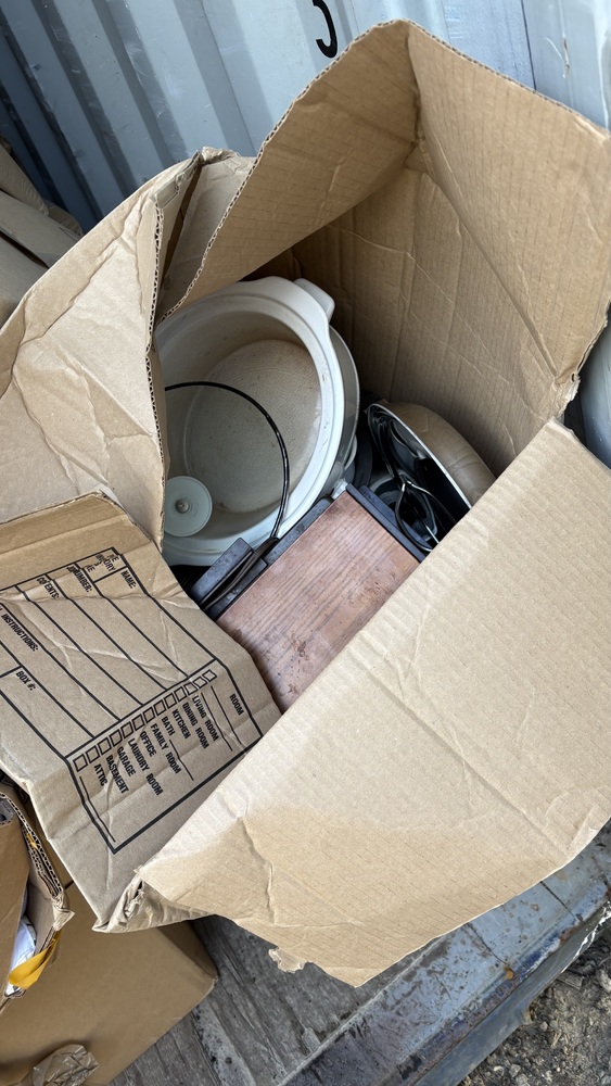 Secure-Rite Mobile Storage - Surrey Yard  auction IB-9087 30