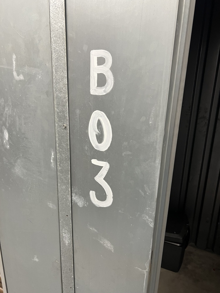 1-800 Stow & Go Self Storage  auction IB-3503 10