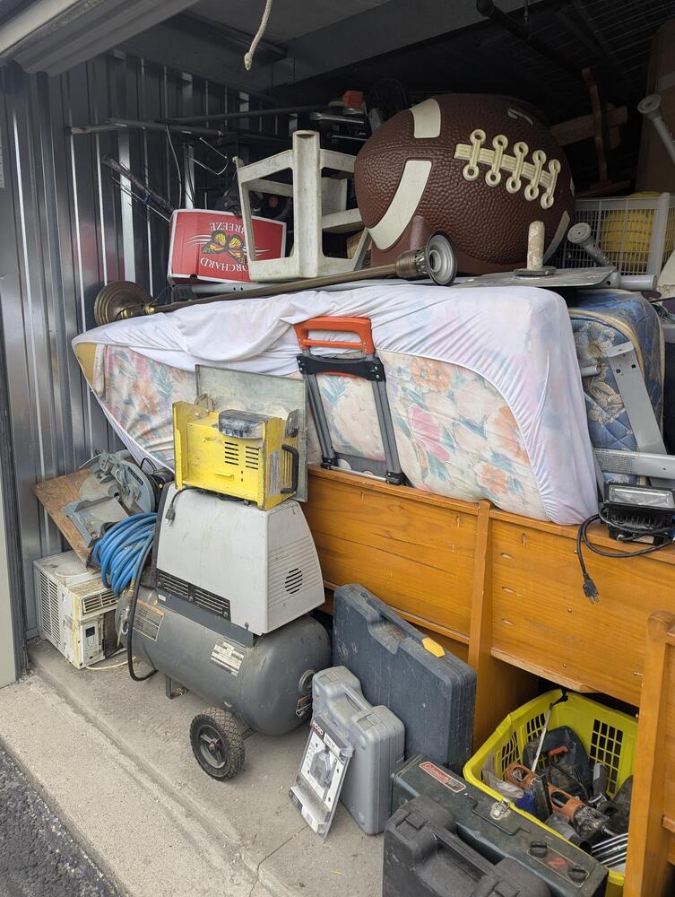 3305 - StorageMart Barlow Trail  auction IB-7782 10