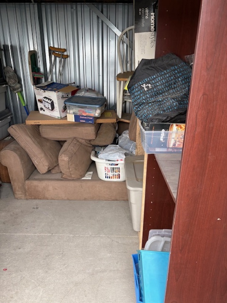 3305 - StorageMart Barlow Trail  auction IB-2113 50