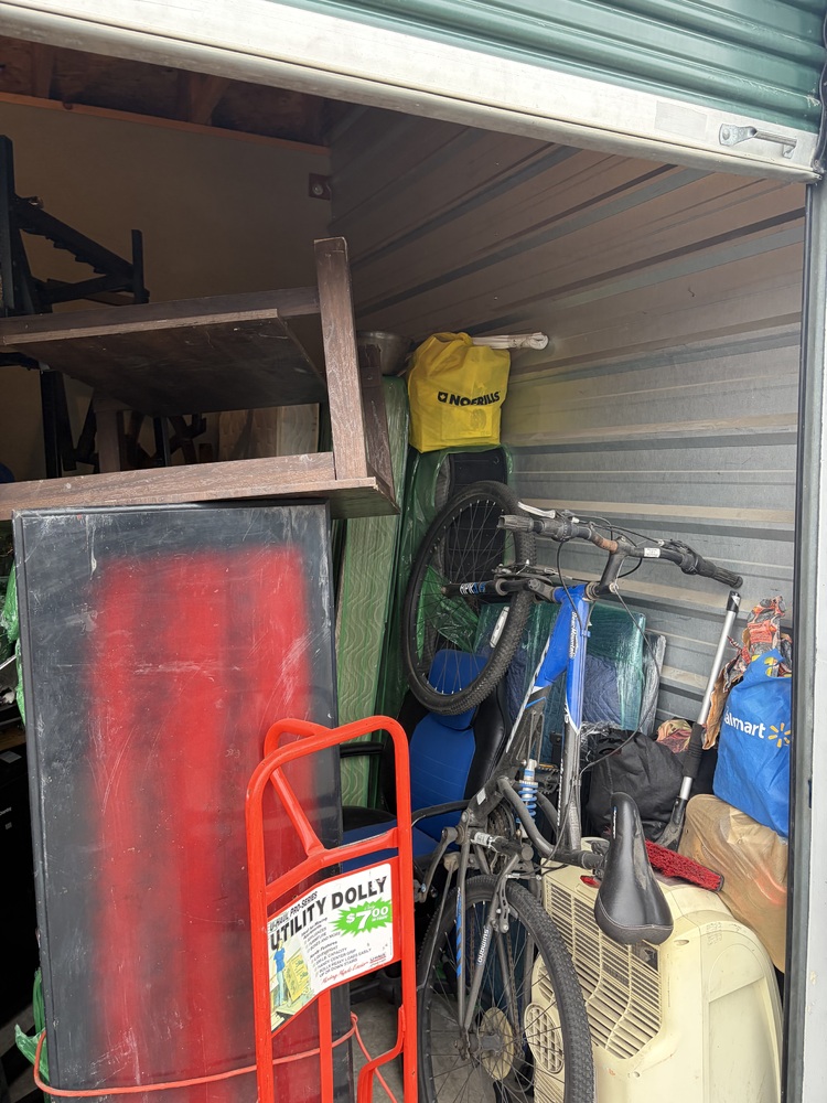 3307-StorageMart 52nd and Peigan Trail  auction IB-3115