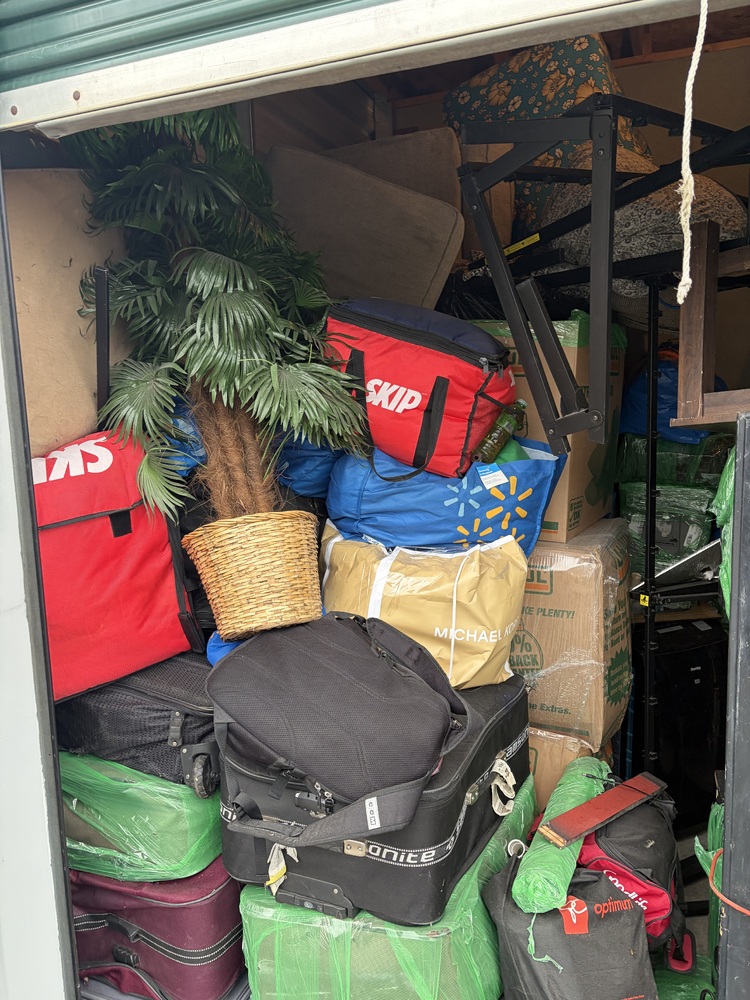 3307-StorageMart 52nd and Peigan Trail  auction IB-3115 50