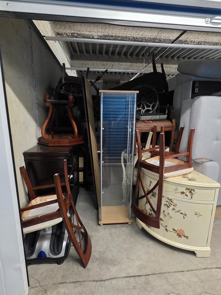 3401 - StorageMart SE Marine Dr & Knight St  auction IB-2845 10