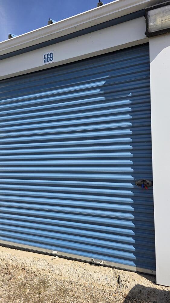 SmartStop Self Storage - 29 McKenzie Cres  auction IB-1976