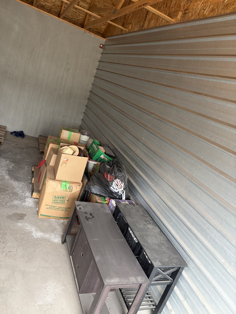 3307-StorageMart 52nd and Peigan Trail  auction IB-8360 10