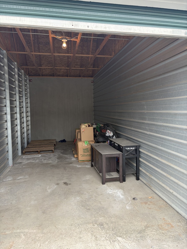 3307-StorageMart 52nd and Peigan Trail  auction IB-8360 20