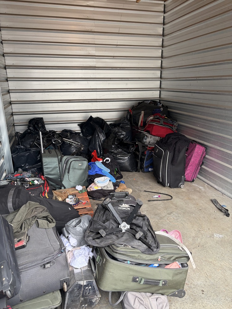 3307-StorageMart 52nd and Peigan Trail  auction IB-1429 30